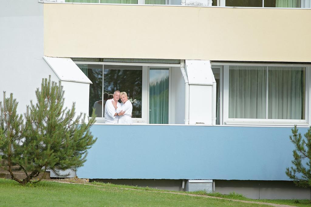 Varska Sanatorium Hotel Buitenkant foto